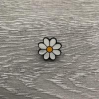 ราคา เข็มกลัดรูปดอกไม้สีขาวขนาดเล็ก (5753002114)