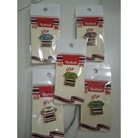 ราคา เข็มหมุดลายเสื้อลายธงชาติไทย (49803083671)