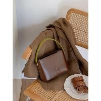 ราคา ล้างสต๊อก Super Deal Micocah ขนมยามบ่าย กระเป๋า 2024 Niche RetroแบบพกพาCrossbodyกระเป๋าผู้หญิงอเนกประสงค์Original (53708274109)