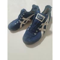 ราคา ONITSUKA สีน้ำเงินคาดขาว ของแท้ มือสอง ตามสภาพ ขอคนรับได้ (47955985838)