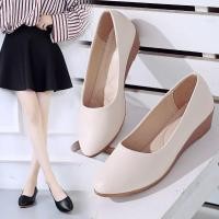 ราคา รองเท้าแฟชันฤดูใบไม้ร่วง สไตล์ใหม่ wedge heel slip on เพิ่มความสูงแบบเกาหลี (57259025100)
