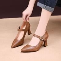 ราคา รองเท้าส้นสูงหนังนุ่ม กันน้ำ สวมใส่สบาย สำหรับฤดูใบไม้ผลิและฤดูใบไม้ร่วง ตามเทรนด์ล่าสุด (56909012139)