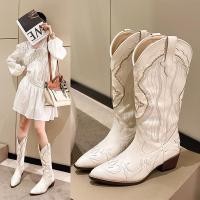 ราคา รองเท้าบู๊ทสีขาวยุโรปอเมริกัน ในสไตล์คาวบอยตะวันตก แบบมาร์ตินบู๊ท (49059036081)