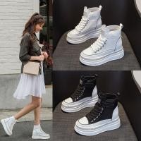 ราคา รองเท้าผ้าใบหนังแท้สำหรับผู้หญิง แบบแพลตฟอร์มส้นสูงหนา ฤดูใบไม้ผลิ 2025 สวมใส่สบายและเพิ่มความสูงได้ (54508063945)