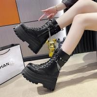ราคา รองเท้าส้นเตารีดสำหรับผู้หญิงสไตล์ Dark Punk ออกแบบสำหรับการขับมอเตอร์ไซค์ มีความเท่ห์และใส่ง่ายในสไตล์ยุโรปและอเมริกัน (50508059304)