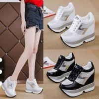 ราคา รองเท้าผู้หญิงสีขาว ออกแบบเพื่อเพิ่มความสูง หนาและสวมใส่ง่าย ทรง wedge ในสไตล์ใหม่ของ Influencer สำหรับฤดูใบไม้ร่วงและฤดูร้อน (49108084096)