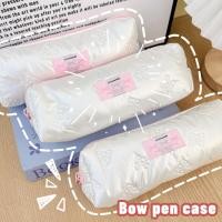 ราคา 3 5 วันมาถึง กล่องดินสอไนล่อนทนทาน กระเป๋าใส่ปากกาโบว์ป้องกันน้ําพร้อมที่เก็บเครื่องเขียนความจุขนาดใหญ่ดีไซน์ลายดอกไม้สําหรับนักเรียนสไตล์เกาหลี (57156035800)