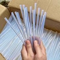 ราคา 60pcs กาวร้อนแบบแท่ง ขนาดแท่ง 7 11มม เหมาะสำหรับปืนกาวไฟฟ้า ยึดติดแน่นมาก บรรจุ แท่งต่อแพ็ค (55507935972)