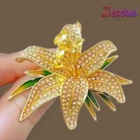 ราคา JEPDWN เข็มกลัดดอกไม้เคลือบ เข็มกลัดดอกลิลลี่สีทอง DIY เข็มกลัดปก Rhinestone (50907979746)
