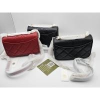 ราคา New Tory Burch Savannah shrunken bag ของแท้ พร้อมส่ง มี2 สี มีตำหนิฝาในตรงรอยพับ ขอรูปเพิ่มได้ค่ะ (5365189751)