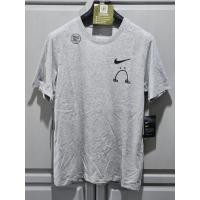 ราคา เสื้อยืด Nike x Nathan Bell สีเทา ของแท้ พร้อมส่ง ไม่ผ่านการใช้งาน (48654283617)