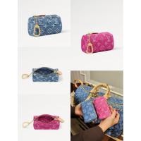 ราคา New LV denim trousse speedy key pouch ผ้ายีนส์แท้ มี2 สี น่ารักมากกก New collection ปี26 (26644390975)