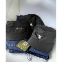 ราคา New prada nylon bucket hat ดำ มือ1ของแท้ พร้อมส่ง (22262331917)