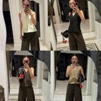 ราคา 1049 New Arrival STUDIOX2 SLEEVELESS V NECK TOP SMLXL 490 เสื้อแขนกุดคอปก คอวีกระดุมหน้า ทรงพอดีตัว เนื้อผ้าสูท (42470938701)
