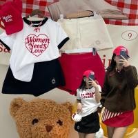 ราคา red y2k skirt SML กระโปรงทรงสั้น y2k style เลย เนื้อผ้าอย่างดีเป็นทรงสวย มีซับในเป็นกางเกงในตัวเลย แต่งซิปข้าง (55952527993)