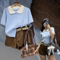 ราคา cream collar knit top เสื้อไหมพรม คอปก แขนสั้น กระดุมหน้า เนื้อผ้าไหมพรมแบบมี texture คอปกเล่นดีเทลสีครีม (52851322665)