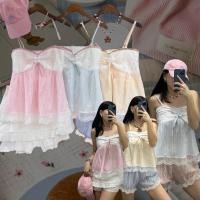 ราคา lace polkadot top เสื้อคอเหลี่ยม ผ้าตัดต่อผ้าลูกไม้ช่วงอกและชาย ผ้าซีทรูระบาย ลายจุด polkadot นุ่ม เป็นทรง น่ารัก (51156875439)