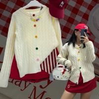 ราคา multi colour bottom cardigan เสื้อไหมพรม คอกลม แขนยาว ผ้าทออย่างดี หนานุ่ม แต่งกระดุมอะไหล่อะไหล่ปั๊มหนัง suede (40928424037)