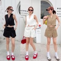 ราคา Old money vest set S M 500 เซ็ตเสื้อกั๊ก มาพร้อมกระโปรงกางเกง ดีไซน์ทรงป้ายหน้า ผ้าโพลีเอสเตอร์ amuse move on (29259123099)