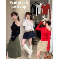 ราคา ? ? ? ? ? ? ? ? ? ? ? ? ? ? ? ? 390 รุ่นนี้บอกเลยว่าแซ่บแบบมีคลาส เสื้อไหมพรมร่องเนื้อดี เปิดไหล่แบบไม่เหมือนใคร onseason (28336000052)