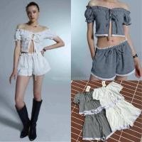 ราคา Lora lace set 490 ชุดเซ็ตสุดคิ้วท์ เสื้อปาดไหล่แขนจั๊ม ดีเทลผ้าอัดยับมีเทกซ์เจอร์ ดีเทลผูกโบว์ด้านหน้าแต่งขอบลูกไม้ (25512066522)