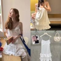 ราคา สายเดี่ยวตัวยาว ใส่เป็นเดรสได้ ผ้าsilk satin แต่งระบาย2ชั้น สายปรับได้ teeda (25292706872)