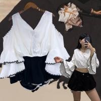 ราคา ruffle summer crop top เสื้อไหล่เว้า คอวี แต่งลูกไม้ช่วงคอวี เล่นดีเทลแขนกระดิ่งกว้าง แบบระบาย 2 ชั้น (44279714901)