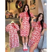 ราคา CNY Qipao Rose Chinese dress SM420 ชุดต้อนรับวันตรุษจีนแบบคิ้วท์ๆ เดรสกี่เพ้าพิมพ์ลายดอกกุหลาบแดงสลับสีชมพู valen (20696281661)