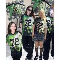ราคา ? ? ? ? ? ? ? ? ? ? ? ? ? 72 sporty 450 เสื้อบอลสไตล์เกาหลี ผ้าเสื้อบอล แพทเทิร์นคือปัง งานเป๊ะแบบสุดๆดีเทลปักที่อก vanilla (27125696028)