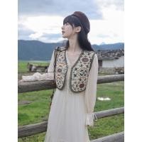 ราคา ชุดเดรสสไตล์ชาติพันธุ์สีแดง Xinjiang กระโปรงทะเลทรายแบบ Praire สำหรับการเดินทาง (56359131157)