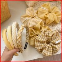 ราคา ตารางสีเหลืองและสีทึบ พร้อมสายคาดผมแฟชั่นสำหรับผู้หญิง และหมวกทรง High Skull (42879036237)