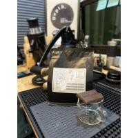ราคา เมล็ดกาแฟคั่ว ขนาด 250กรัม กาแฟเบลนอราบิก้าไทยผสมลาวโบลาเวน House blend Cup A รสชาติเข้มข้นกลมกล่อม หอมนุ่มละมุน ส่งฟรี (10660854520)