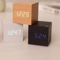 ราคา นาฬิกาปลุกตั้งโต๊ะ นาฬิกาส่องสว่างสมาร์ท LED ไม้นาฬิกาแขวนนักเรียนนาฬิกาอิเล็กทรอนิกส์สแควร์มัลติฟังก์ชั่นโลโก้นาฬิกาปลุกตั้งโต๊ะเรืองแสงสมาร์ท LED ไม้ (52107611149)