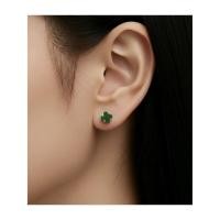 ราคา ต่างหูหยกจักรพรรดิ์ ใบโคลเวอร์ (54709147428)