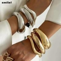 ราคา รอยยิ้ม สร้อยข้อมือข้อมือกว้าง สร้อยข้อมือปิดฤดูใบไม้ผลิเปิดเรียบ แฟชั่นการออกแบบข้อมือกว้างโลหะสไตล์ก้อนเปิดสร้อยข้อมือสไตล์โกธิค (54806809558)