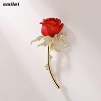 ราคา SMILE Rose เข็มกลัด Pin Red Cubic Zirconia Rose เข็มกลัด Pin เข็มกลัดดอกไม้ สีแดงดอกไม้เข็มกลัดเครื่องประดับปกดอกไม้ Broach ดอกไม้ Broach งานแต่งงานพิธี (51206191173)