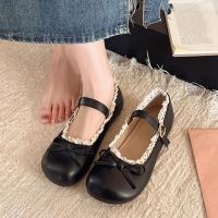 ราคา Walkon รองเท้าหัวกลมทรงตื้นย้อนยุควินเทจ พื้นนิ่มเด้งสบาย แต่งโบว์ลูกไม้ลุคหวาน ใส่กับเดรสหรือกระโปรงได้ลงตัว (57955509650)