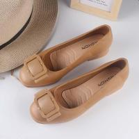 ราคา Walkon กำลังฮิต รองเท้าคัชชูแฟชั่น ดีเทลสวยมาก เสริมส้นพอดี สีสวยสุภาพ วัสดุเป็นยาง ทำความสะอาดง่าย มีทั้งหมด 3สี ราคาคื (29257752084)
