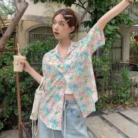 ราคา Walkon คอลเลคชั่นใหม่ เสื้อคอปกแขนสั้นลายดอกไม้ รุ่นนี้เนื้อผ้าดีมาก ใส่สบายสุดๆ เหมาะกับหน้าร้อนนี้มาก สั่งเลยราคาไม่แพ (27571603129)