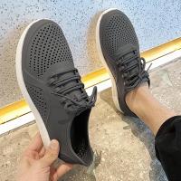ราคา Walkon พร้อมส่งทั่วไทย รองเท้าลำลองแฟชั่นสุดเท่ห์ วัสดุทำจากยางนิ่มมีรูระบายอากาศเยอะทำให้ไม่อับเท้าเวลาสวมใส่ มีเชือกผู (27808411310)
