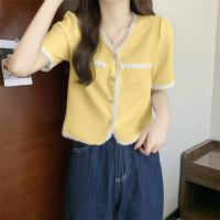 ราคา Walkon พร้อมส่งในไทย เสื้อคอวีเเฟนชั่น เสื้อเเต่งลายลูกไม้ ดีไซน์ดูดีไม่ซํ้าใคร ฮิตโดนใจวัยรุ่น สาวสายหวานไม่ควรพลาดดด (28415759195)