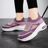ราคา Walkon ของมันต้องมี รองเท้าผ้าใบแฟชั่น ทรงสวย เนื้อผ้ายืดหยุ่นสวมใส่สบายเท้ามาก สีสันสวยงาม เสริมส้น 5เซนด้วยน๊า ลองเลยร (24239034332)