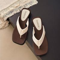 ราคา Walkon รองเท้าแตะส้นตึกสำหรับผู้หญิง ดีไซน์พื้นกันลื่น เพิ่มความสบายขณะเดิน สไตล์เรียบง่าย ใส่ได้ทุกวัน (57655015758)