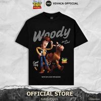 ราคา เสื้อยืด Disney Toy StoryTM 082 ลิขสิทธิ์แท้ Wooden Toy Story Black Page เสื้อยืดผ้าฝ้ายแท้คอกลม Unisex สวมใส่สบาย (26627973272)