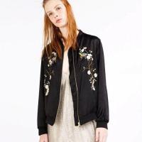 ราคา Zara Black Asian Cherry Blossom Embroidered Satin Jacket (42775848018)