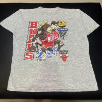 ราคา VINTAGE CHICAGO BULLS ALL OVER PRINT TEE DUNKIN (29152517570)