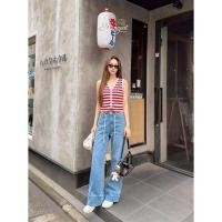 ราคา Set 2 ชิ้น เสื้อกั๊กแขนกุดลายขวางผ้ายืดนุ่ม คอวีลึก ชายเสื้อดีไซน์ตัดเฉียงนิดๆ กางเกงยีนส์เอวสูงทรงขากระบอกใหญ่ (52507702417)