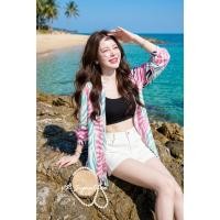 ราคา Set 3 ชิ้น เสื้อคลุมตัวยาว พิมพ์ลวดลายคมชัด เนื้อผ้าใส่สบาย มาพร้อมเสื้อสายเดี่ยวตัวสั้น กางเกงขาสั้น (48608093362)
