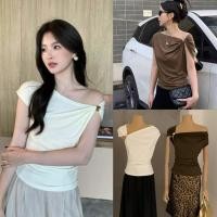 ราคา W9128 เสื้อแขนกุดเปิดไหล่ แต่งอะไหล่สีทอง ทรงเข้ารูป ผ้านืดหยุ่นได้ดี ผ้าดีใส่สบาย แฟชั่นเกาหลี TAG WG WE (55959016693)