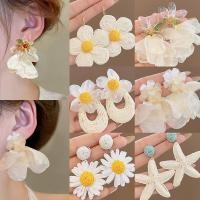 ราคา ต่างหูดอกไม้ผ้าโปร่งสีขาว สไตล์ใหม่สำหรับสุภาพสตรีระดับไฮเอนด์ (27883134187)